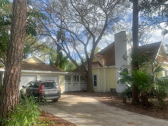 2nd image of 5651 Shirley Dr