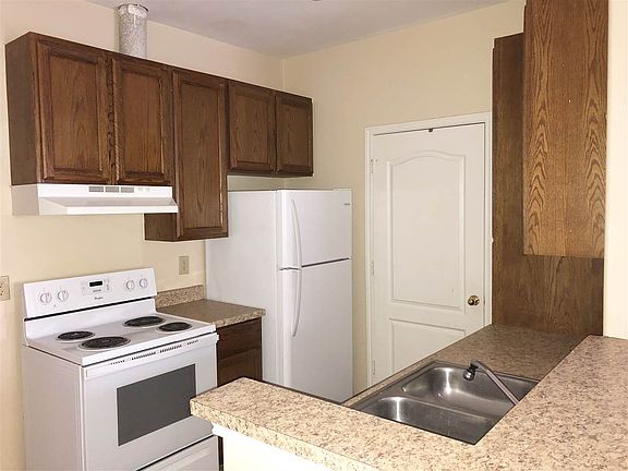3rd image of 4246 Dorel Dr