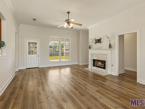 5th image of 18221 Manchac Place Dr