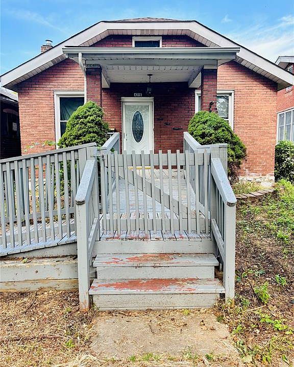 1st image of 4319 S 38th St
