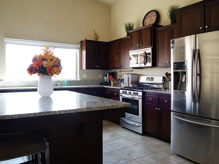 6647 E Truman Ave — Photo 9
