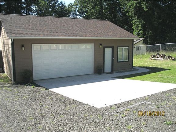 2nd image of 311 E Madrona Blvd NW
