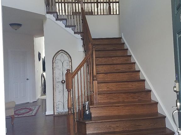 3rd image of 43 Stone Oak Pl