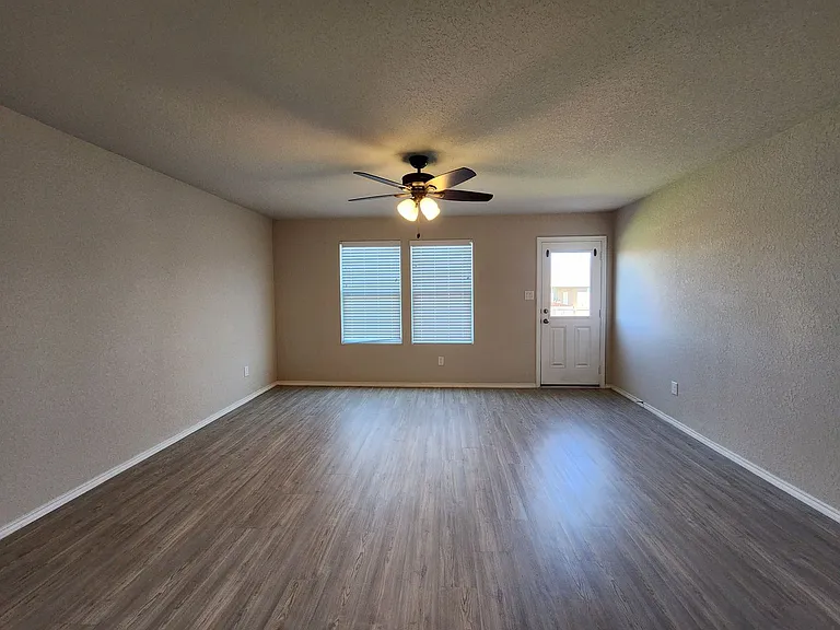 522 Blue Stem Rd — Photo 6