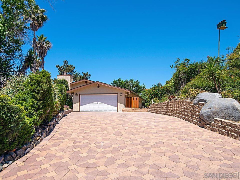 3647 Prince St, Escondido, CA 92025 Zillow