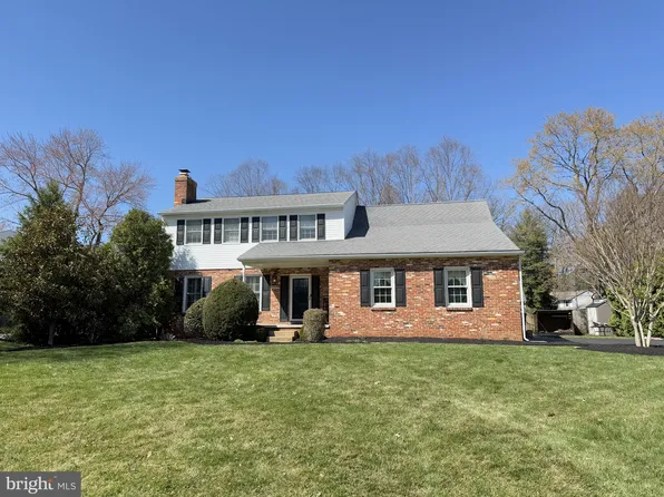 6 Briar Rd, Wilmington, DE 19803