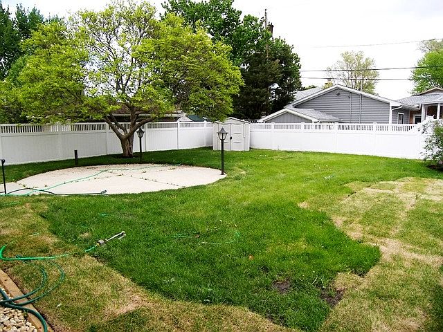 2nd image of 10533 S Kedvale Ave