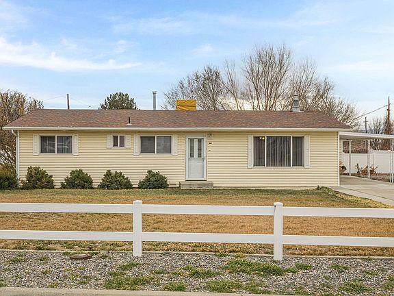 3rd image of 3201 Nolene Dr