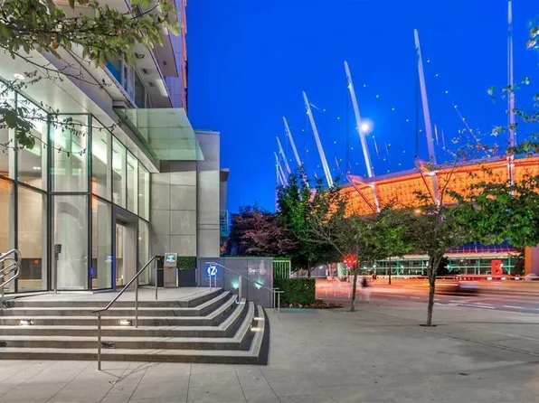 161 W Georgia St #1606, Vancouver, BC V6B 0K9