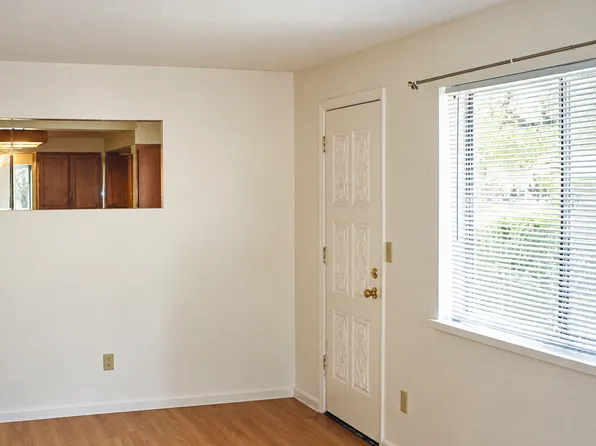 327 Nevada St #1-5, Auburn, CA 95603