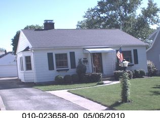 261 Blenheim Rd, Columbus, OH 43214