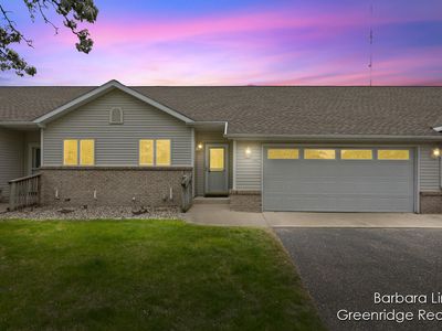 1594 Parker Dr #27, Wayland, MI, 49348