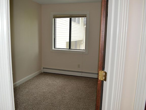 5th image of 7442 72nd Ln N