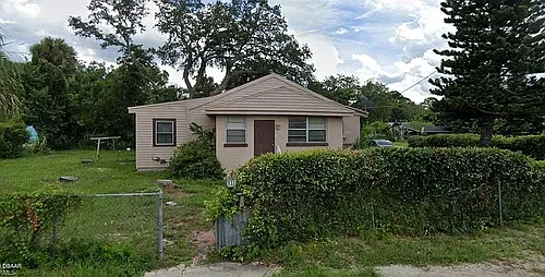 511 Walker St Photo 1
