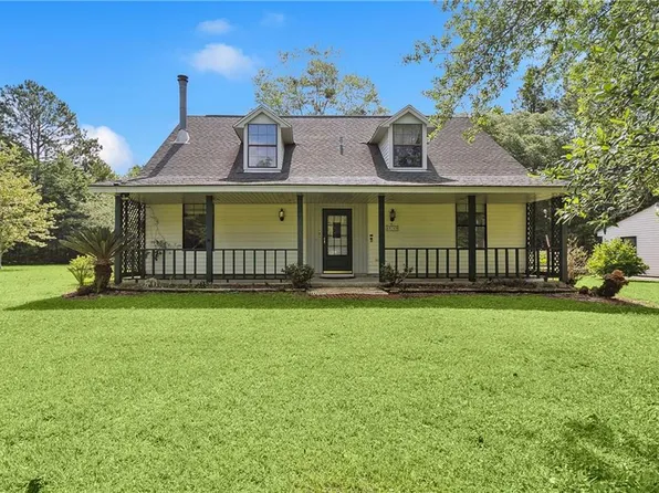 60360 Kay Dr, Lacombe, LA 70445