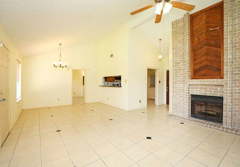 8215 Summer Quail Dr — Photo 7