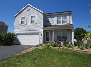 331 Coneflower Dr, Minooka, IL 60447