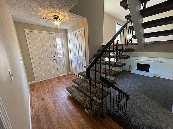 5th image of 2542 S 152nd Avenue Cir