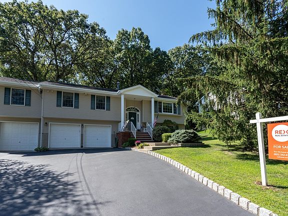 3rd image of 143 Sicomac Ave
