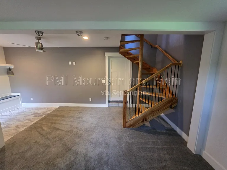 156 Bradley St — Photo 42