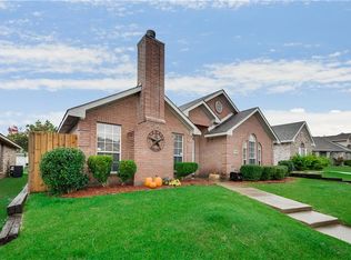1018 Kim Ln, Mesquite, TX 75149