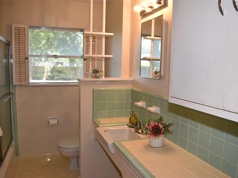 5911 Hornwood Dr — Photo 15