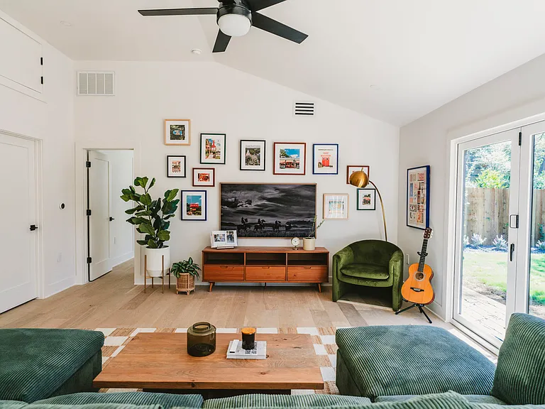 4903 Enchanted Ln — Photo 12