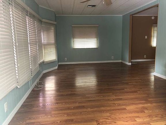 4th image of 7001 142nd Ave N #242