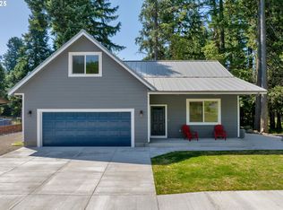 48438 E Meadow Way, Oakridge, OR 97463