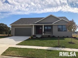 621 Rock Point Rd, Colona, IL 61241