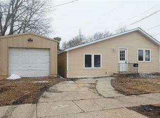 221 S Benton St, Boone, IA 50036