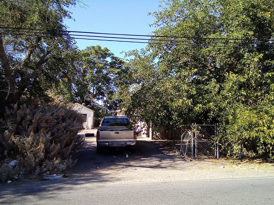 1st image of 3531 E Clark Dr
