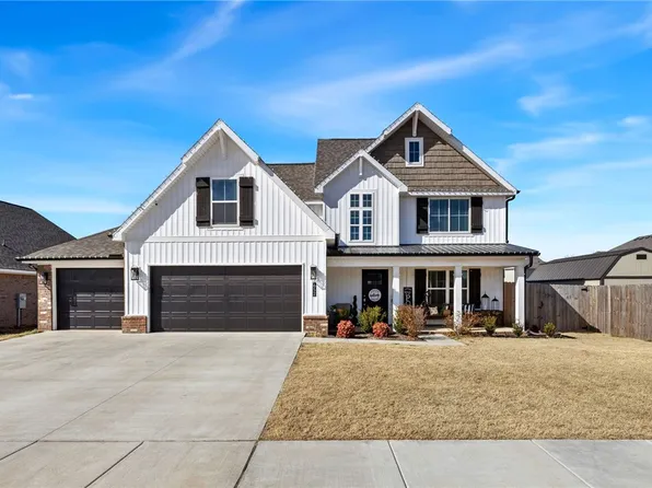 652 Baggett St, Prairie Grove, AR 72753