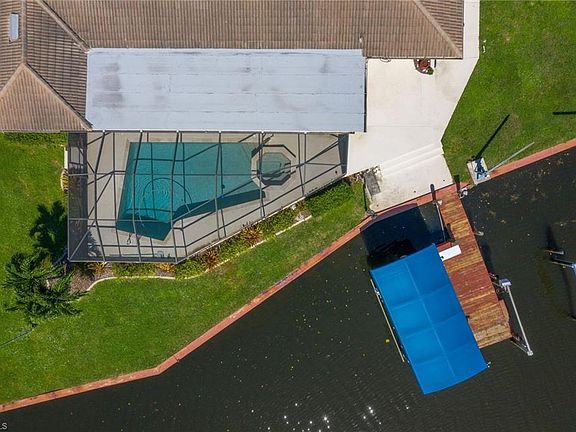 3rd image of 7789 Pirates Cove Ln