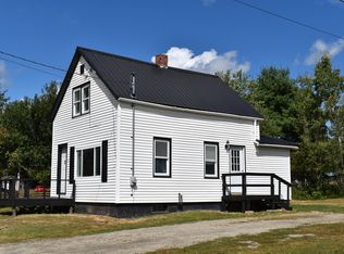 45 Hathaway Rd, Mattawamkeag, ME 04459