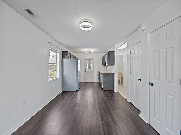 4th image of 92 A Shoreline Dr
