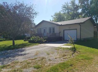 1225 Willard Ave, Genoa, NE 68640