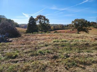 3 Lipscomb Rd, Moneta, VA 24121