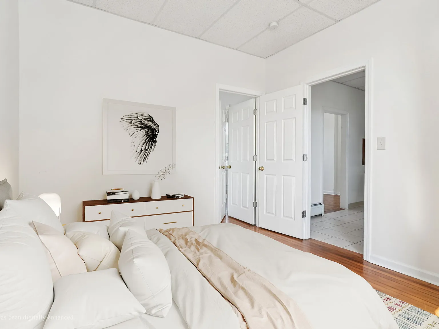 2 bed, 800 sqft, $1,900 — Photo 2