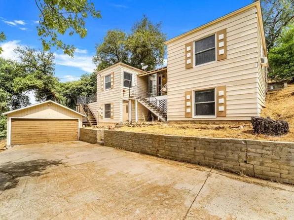 2113 Whispering Pines Dr, Julian, CA 92036