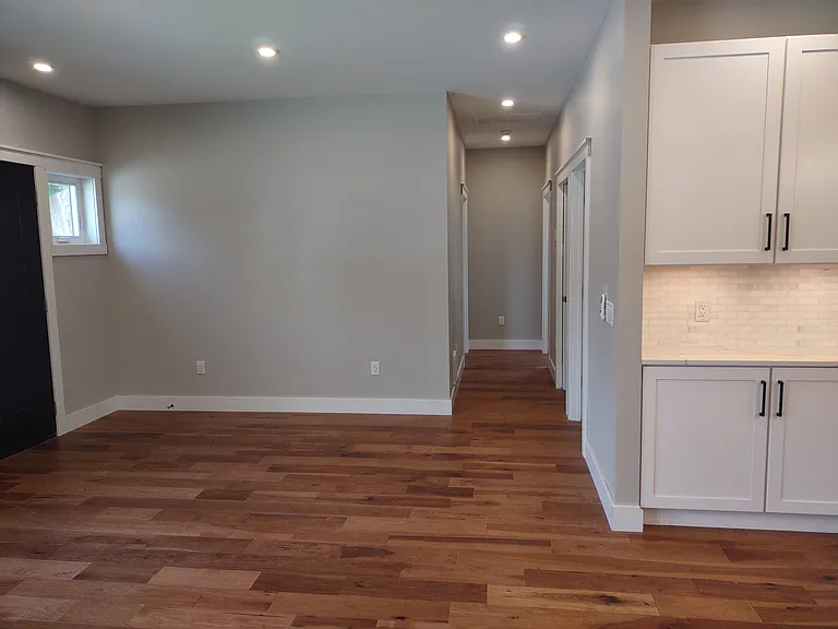 302 W Crawford Ave — Photo 21