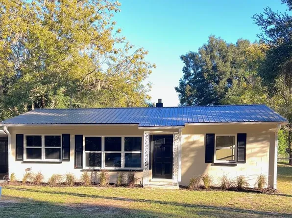 706 Mulberry St, Fruitland Park, FL 34731