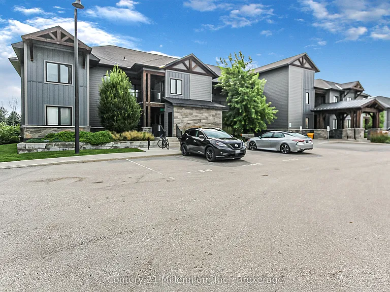10 Beckwith Ln #107 — Photo 2