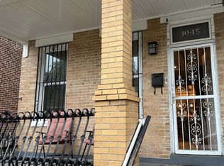 1045 Mechanic St, Camden, NJ 08104