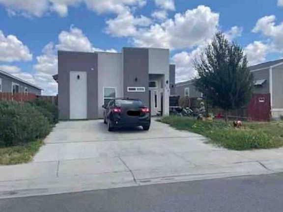 2nd image of 348 Riverhill Loop