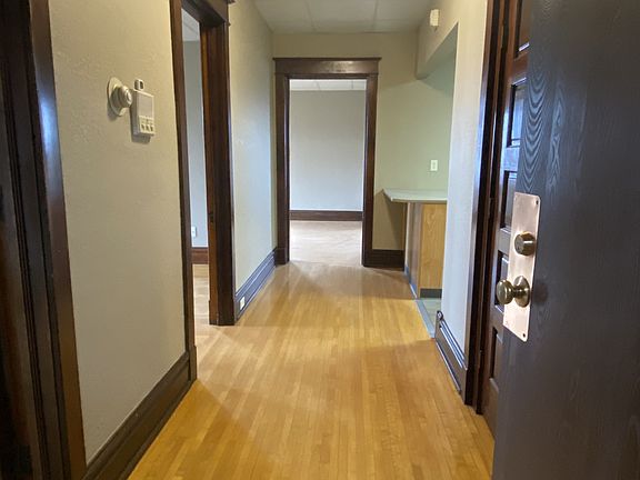 4th image of 218 N 1st Ave W APT 7