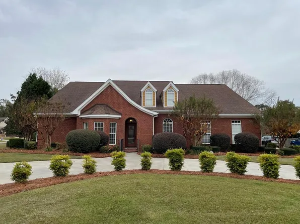 1 Middlefield Ln, Dothan, AL 36301