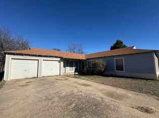 805 W Dean Ave, Killeen, TX 76541