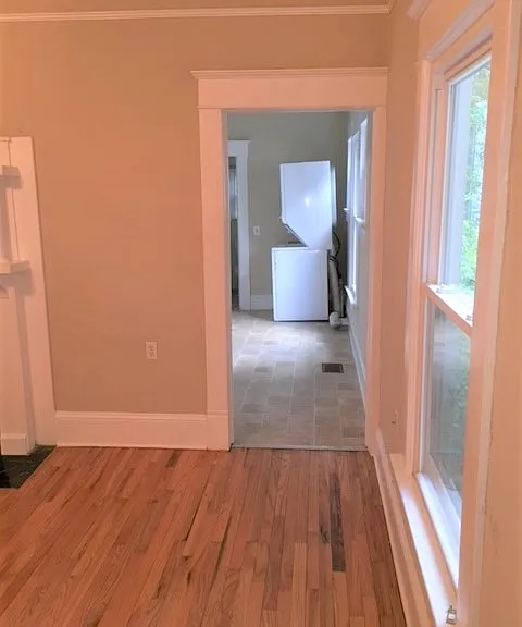 1080 Curran St NW — Photo 3