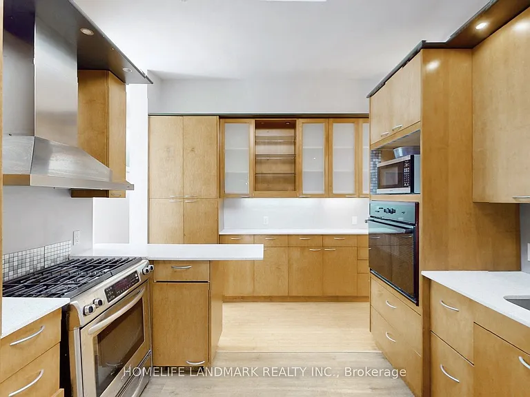 1 Malabar Pl — Photo 16